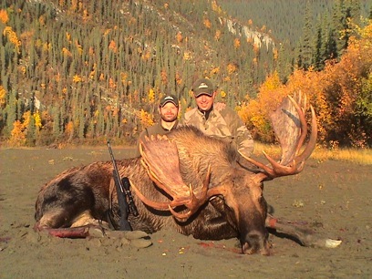 Moose River Moose & Grizzly Hunt